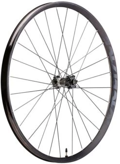 RACEFACE Aeffect R 27.5-inch Front